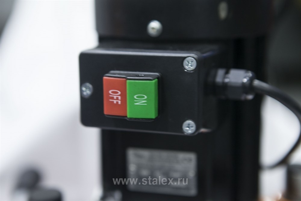 Фото 32 - Станок для вырезания отверстий в трубах STALEX PHC-4.