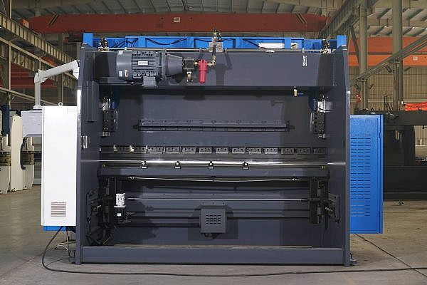 Фото 53 - MetalTec HBС 70/2500 4+1 ЧПУ МТ-15  Листогибочный пресс с ЧПУ.