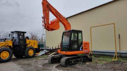 Фото 21 - Мини-экскаватор Lonking CDM6080.