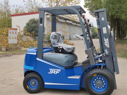 Вилочный погрузчик TRF D30-4X